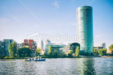 stock-photo-23169079-summer-evening-at-the-river-frankfurt-am-main