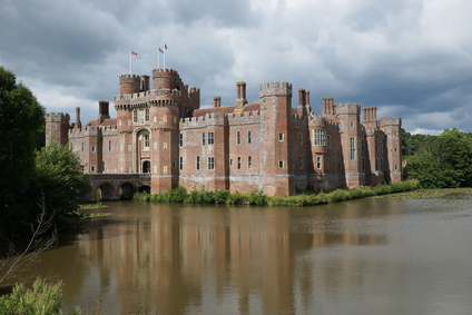 herstmonceux-castle